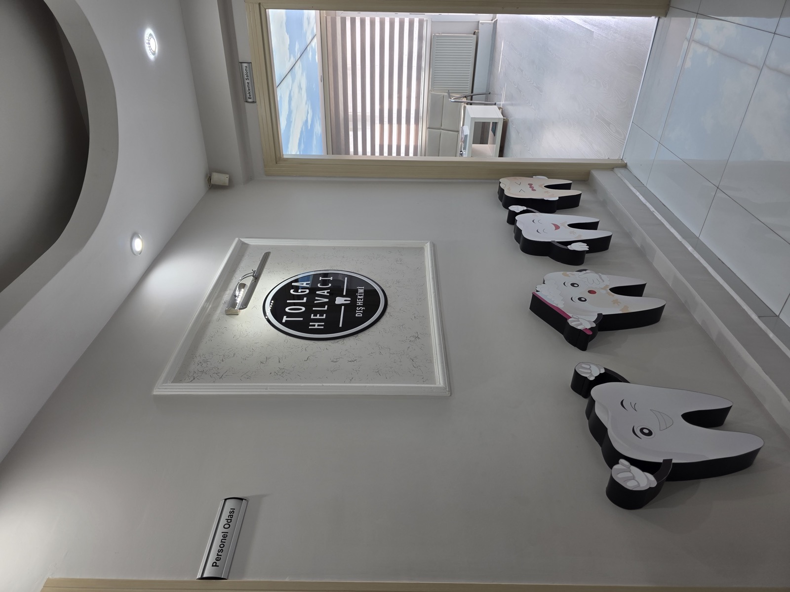 İzmir Ortodonti Şeffaf Plak (Invisalign) Tedavisi Odası