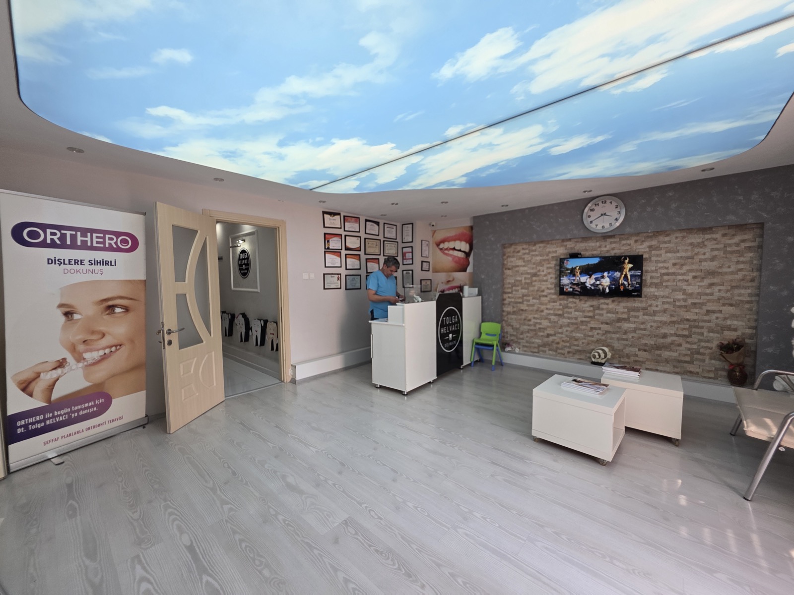 Doğal Görünümlü Zirkonyum Diş Kaplaması İşlemi İzmir